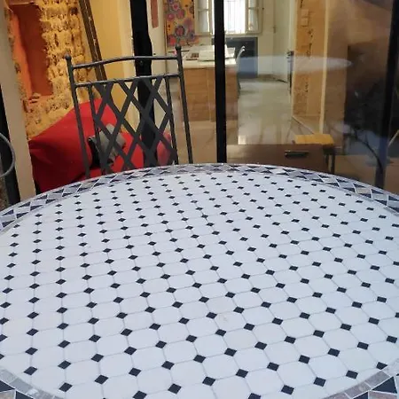 Des Arenes, Deux Chambres Avec Patio, Patangarles. Apartment *